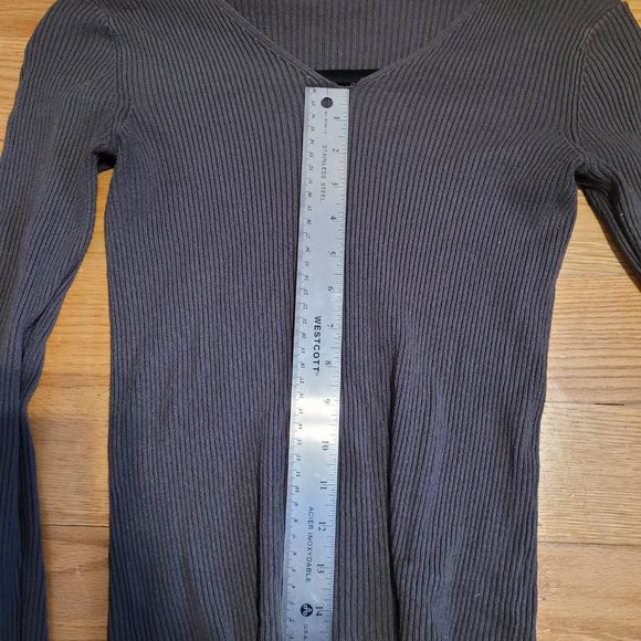 Ribbed Long Sleeve - Picture 2 of 6